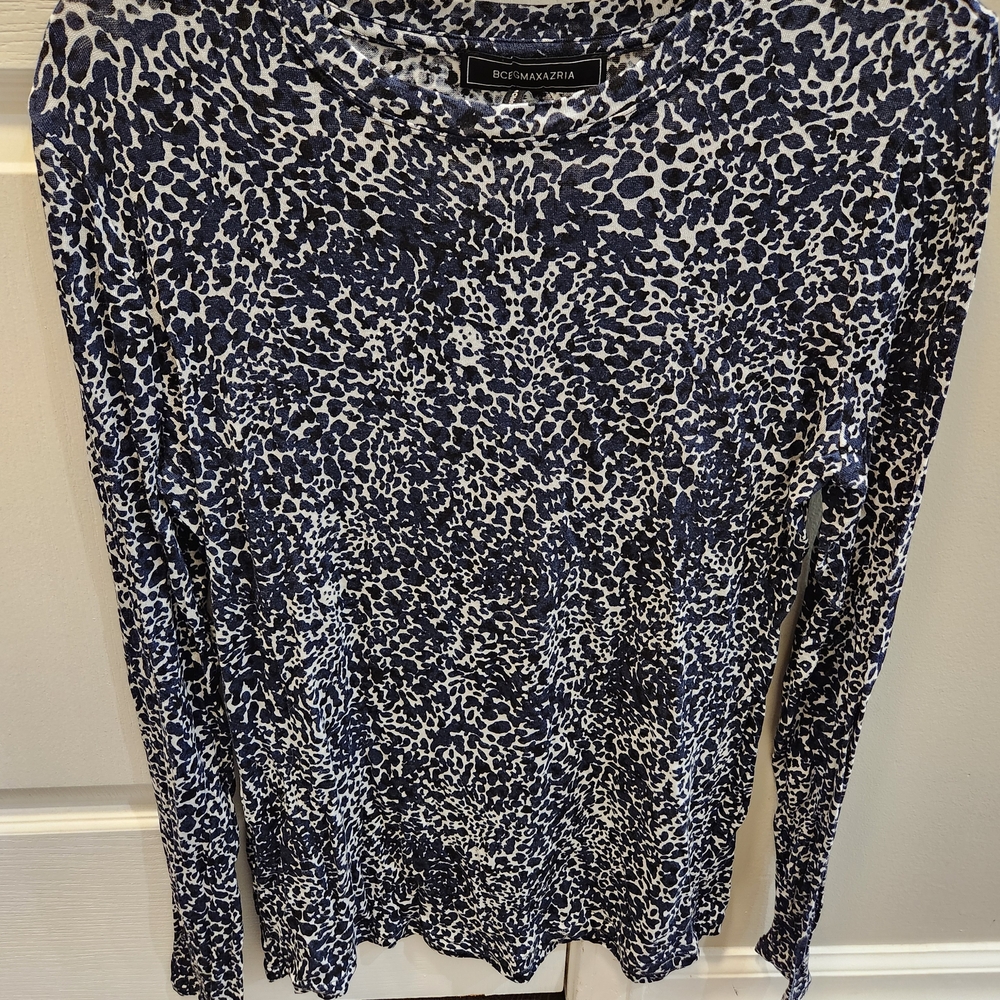 BCBGMAXAZRIA Blue and White Animal Print Top
